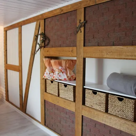 Inas Spreewaldstube Apartamento *