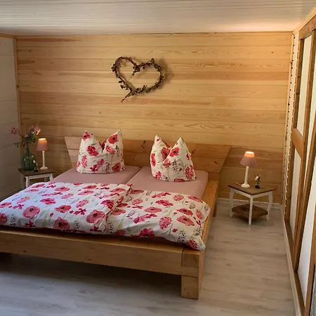 Lägenhet Inas Spreewaldstube *